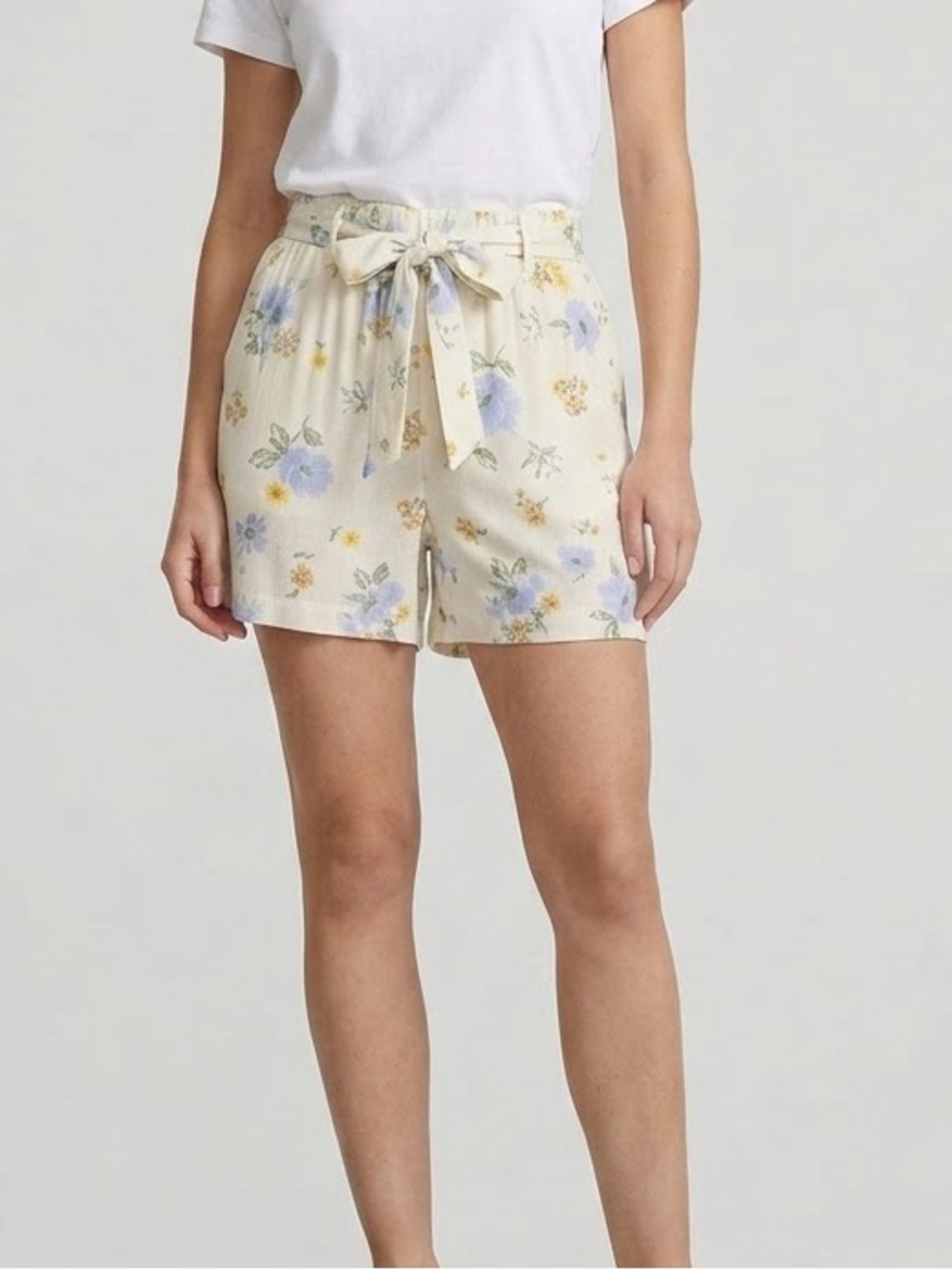 Forever 21 Cream Floral Paperbag Tie-Waist Shorts